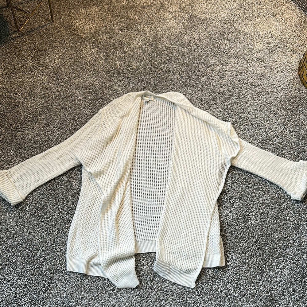 Dressbarn Cream Cardigan Sweater Lightweight Knit
